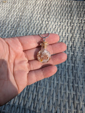 Load image into Gallery viewer, Flower agate orgonite pendant, Necklace with crystal chips and copper

