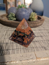 Load image into Gallery viewer, Pyramid orgonite with clear quartz, moss agate, amethyst and copper
